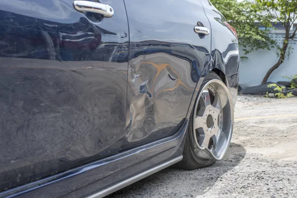 Accidente de coche por accidente de coche en la carretera —  Fotos de Stock