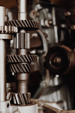 Demonte araba kirli motor ve vites Garage