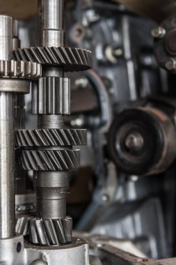 Demonte araba kirli motor ve vites Garage