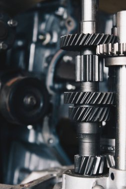 Demonte araba kirli motor ve vites Garage