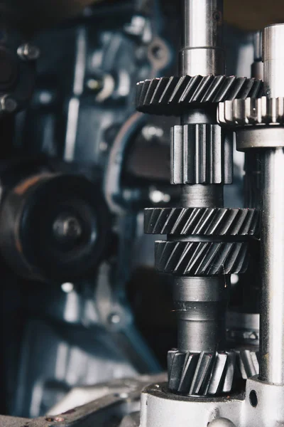 Demonte araba kirli motor ve vites Garage