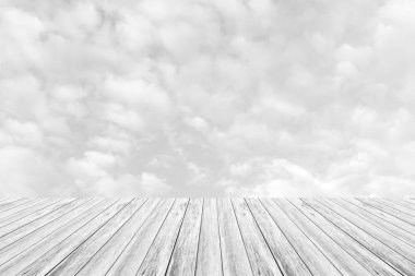 Ahşap Teras, işlem beyaz tarzı ile gökyüzü bulut