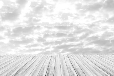 Ahşap Teras, işlem beyaz tarzı ile gökyüzü bulut