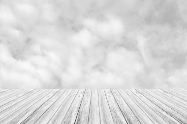 Ahşap Teras, işlem beyaz tarzı ile gökyüzü bulut