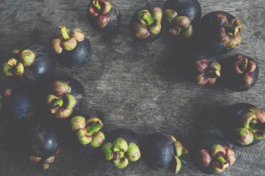 Mangosten meyve meyve pazarında kraliçesi