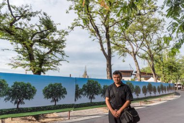 İnsanlar ödemek ve Tayland Kralı Bhumibol için saygı