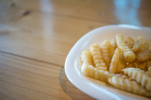 Hranolky nebo hranolky v restauraci fastfood — Stock fotografie