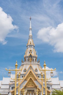 Wat Sothonwararam Tayland tapınağıdır (Wat Thai)
