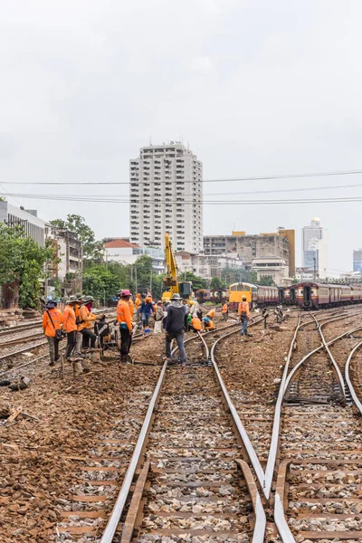 鉄道の鉄道の復元を追跡します。 — ストック写真