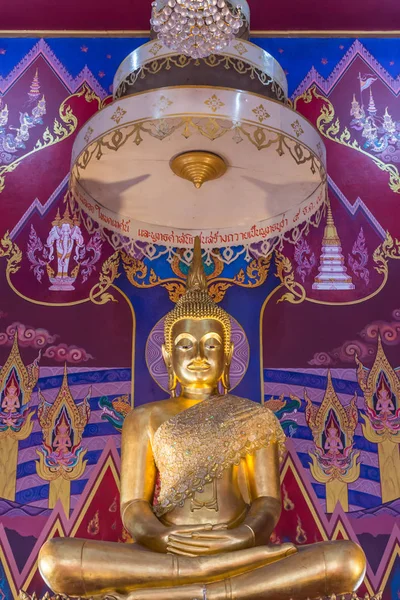 Thailändische Buddha-Statue in buddhistischer Religion — Stockfoto