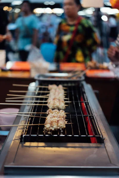 Mala carne a la parrilla con pimienta de sichuan en el mercado — Foto de Stock