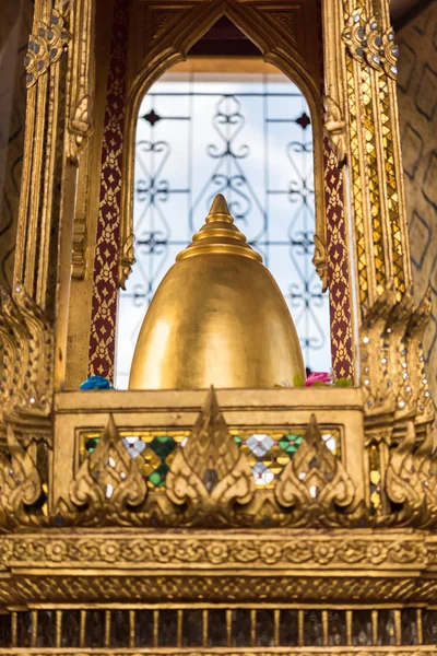 Wat ratchanatdaram und loha prasat (Eisenburg)) — Stockfoto