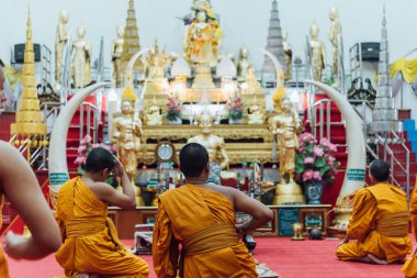 Wat Phet Samut Worawihan (Wat Ban Laem) Mae Klong