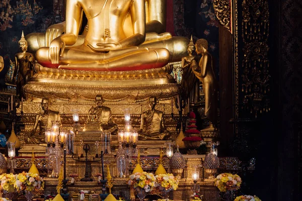 Wat bowonniwet vihara im Bezirk phra nakhon — Stockfoto