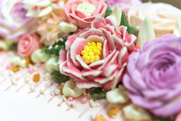 Crema de pastel es dulce postre para la fiesta de celebración — Foto de Stock