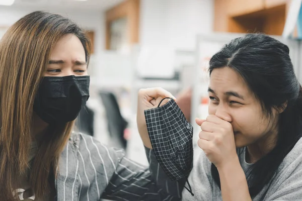 Ázsiai Csinos Nők Maszkot Visel Légúti Védelem Maszk Járvány Influenza — Stock Fotó