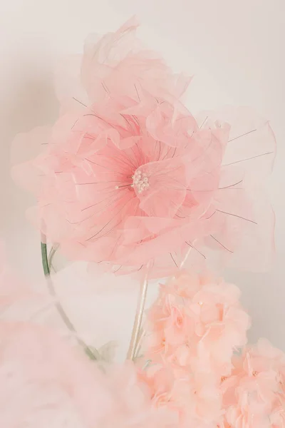 Magas Művirágok Mesterséges Óriási Virágok Virágos Esküvői Zóna Mesterséges Virágok — Stock Fotó