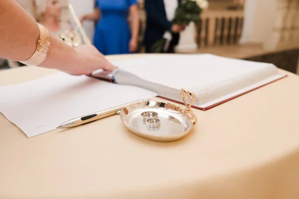 Registry Office Wedding Rings Wedding House — Stock Photo, Image