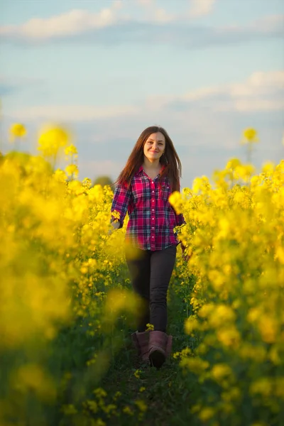 Girl in rape — Stock Photo, Image