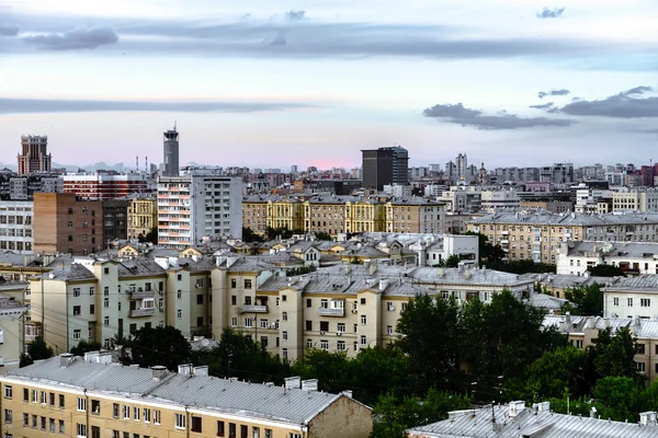 Panoramica classica della città di Mosca al tramonto. panorama . — Foto Stock