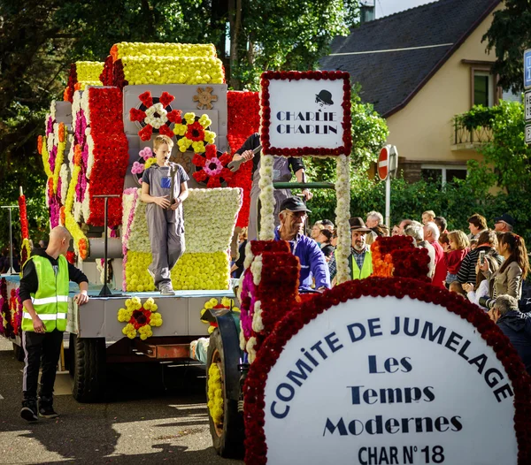 Editorial, 02 de octubre de 2016: Barr, Francia: Carnaval y desfile — Foto de Stock