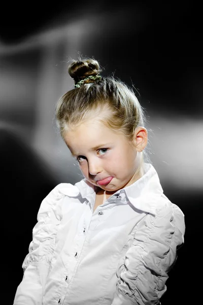 Expressive preschooler girl portrait in harcourt vintage style — Stock Photo, Image