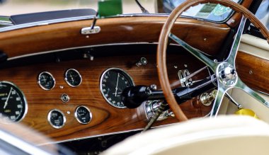 Editorial,16 September 2016: France: XXXIII Festival Enthousiast