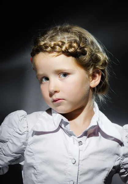 Expressive preschooler girl portrait in harcourt vintage style — Stock Photo, Image