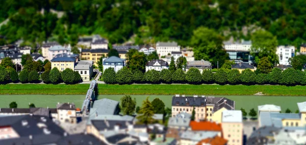 Vista aerea inclinata a Salisburgo, effetto miniatura — Foto Stock