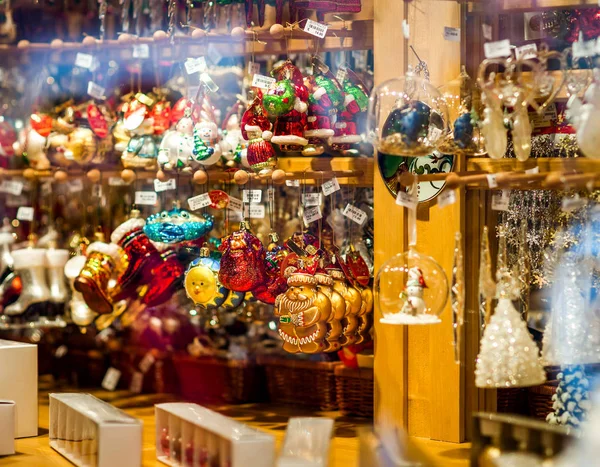 El yapımı Hatıra Eşyası ile geleneksel Noel Pazar