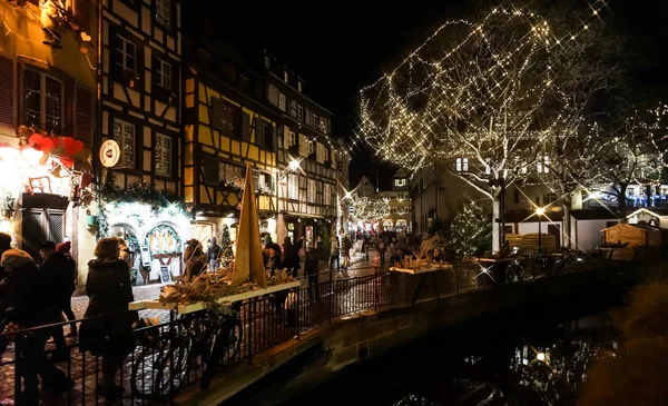 Redactioneel: 22 December 2016: Colmar, Frankrijk. Kerst highlig — Stockfoto