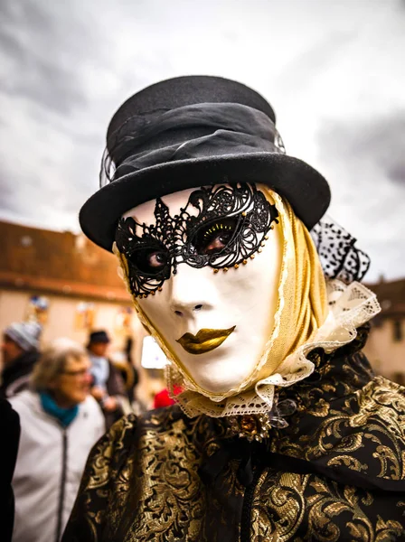 Editoriale, 4 marzo 2017: Rosheim, Francia: Maschera di Carnevale Veneziano — Foto Stock