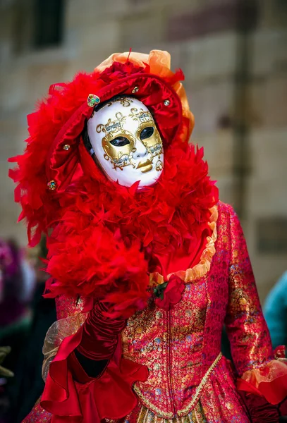 Editorial, 4 marzo 2017: Rosheim, Francia: Máscara de Carnaval Veneciana — Foto de Stock