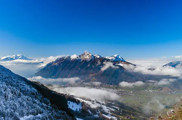 Panorama-Luftaufnahme des Luzerner Sees vom hohen Gipfel — Stockfoto