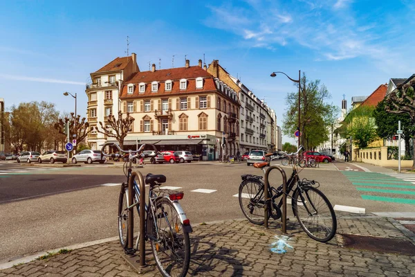 1 апреля 2017 года: Страсбург, Франция. Велосипеды на s — стоковое фото
