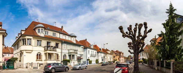 Editoriale: 1 aprile 2017: Strasburgo, Francia. Città vista strada . — Foto Stock