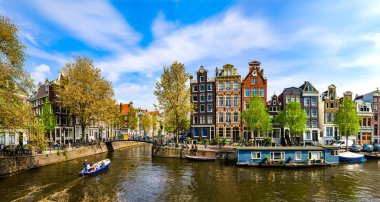 Redaksiyon: 7 Mayıs 2017: Amsterdam, Hollanda: Bahar güneşli bir günde