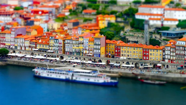 Colorful miniature tilt-shift view of old city center, Porto, Po — Stock Photo, Image