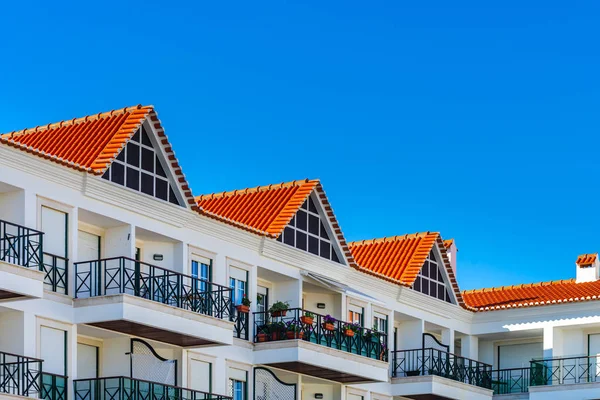 Classic resort hotels and apartments in Portugal — Stock Photo, Image