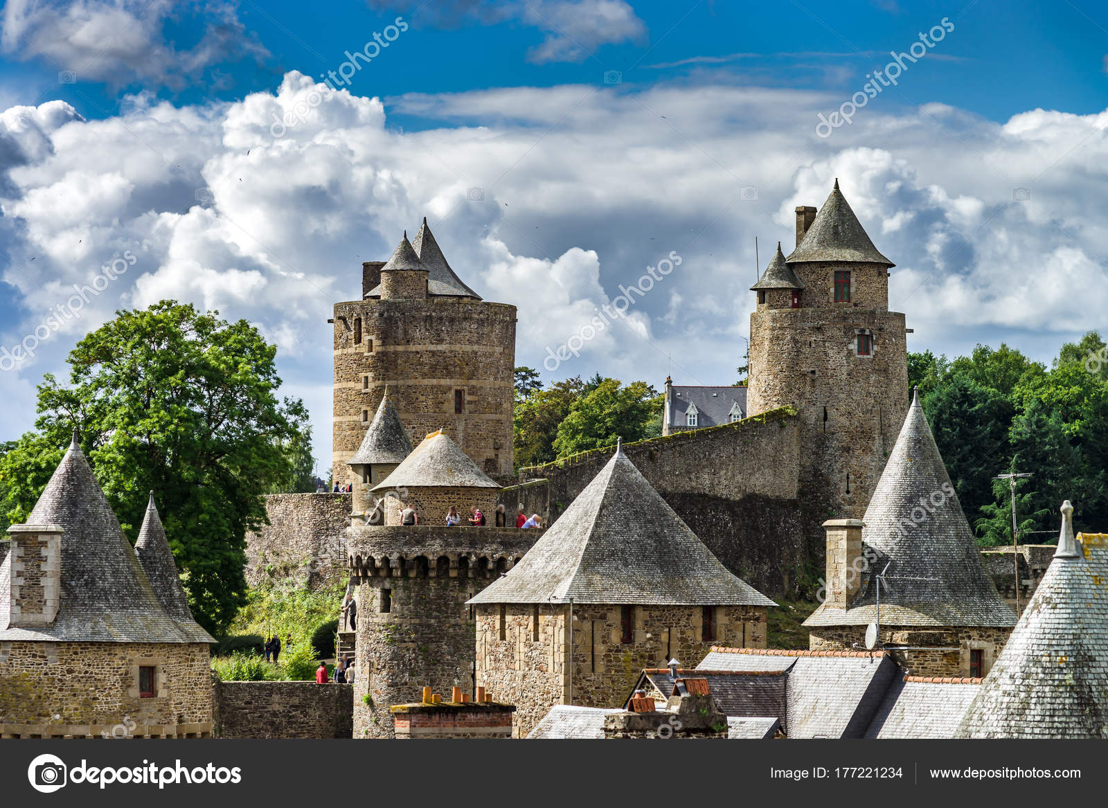 Fougeres Castle In Bretagne France Sunny Day Stock Photo Image By C Sorokopud 177221234
