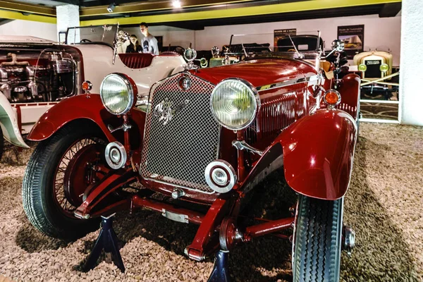 Leitartikel: 29. Oktober 2017: martigny, Schweiz. Retro-Autos — Stockfoto