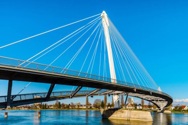 Kehl (Almanca arasında Ren Passerelle yaya köprüsü