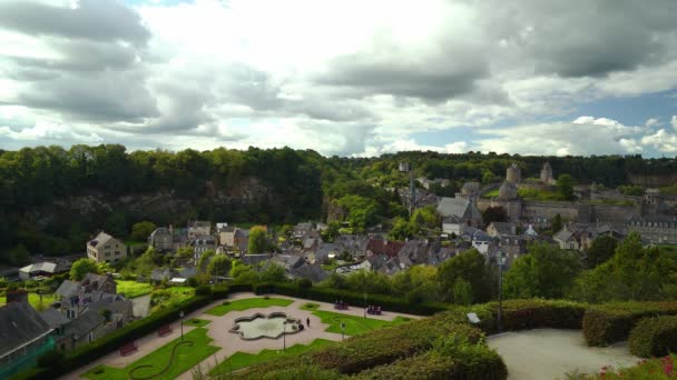 Ledare September 2017 Fougères Frankrike Regelbunden Trädgård Lilla Franska Slott — Stockvideo