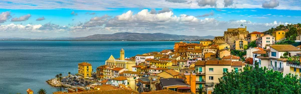 Editorial : 8 octobre 2017 : Porto Santo Stefano, Italie. Paysage — Photo