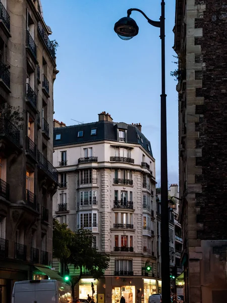 编辑：2019年10月24日：法国巴黎。 巴黎的街道 — 图库照片
