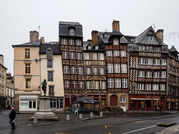 编辑：2019年10月27日：法国Rennes 。 冷冷清清的 — 图库照片