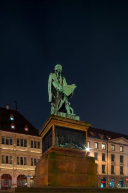 Monument to the first printer Gutenburg in Strasbourg. Night vie