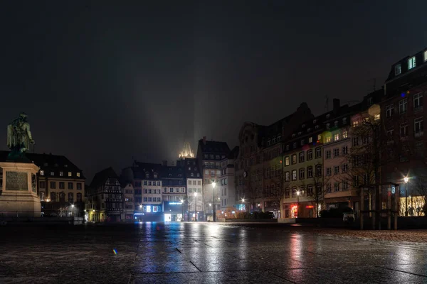 Place Kleber in Strasbourg at night. Beautiful multi-colored ill — Stok fotoğraf