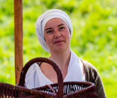 Lichtenberg, Fransa - 1 Mayıs 2019: Kostümlü Ortaçağ Festivali