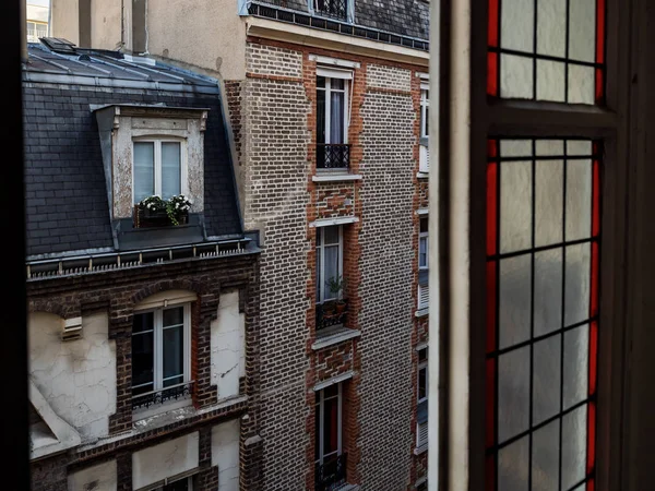 Trap Een Oud Appartementencomplex Parijs Gemeenschappelijke Wastafel Antieke Glas Loodramen — Stockfoto